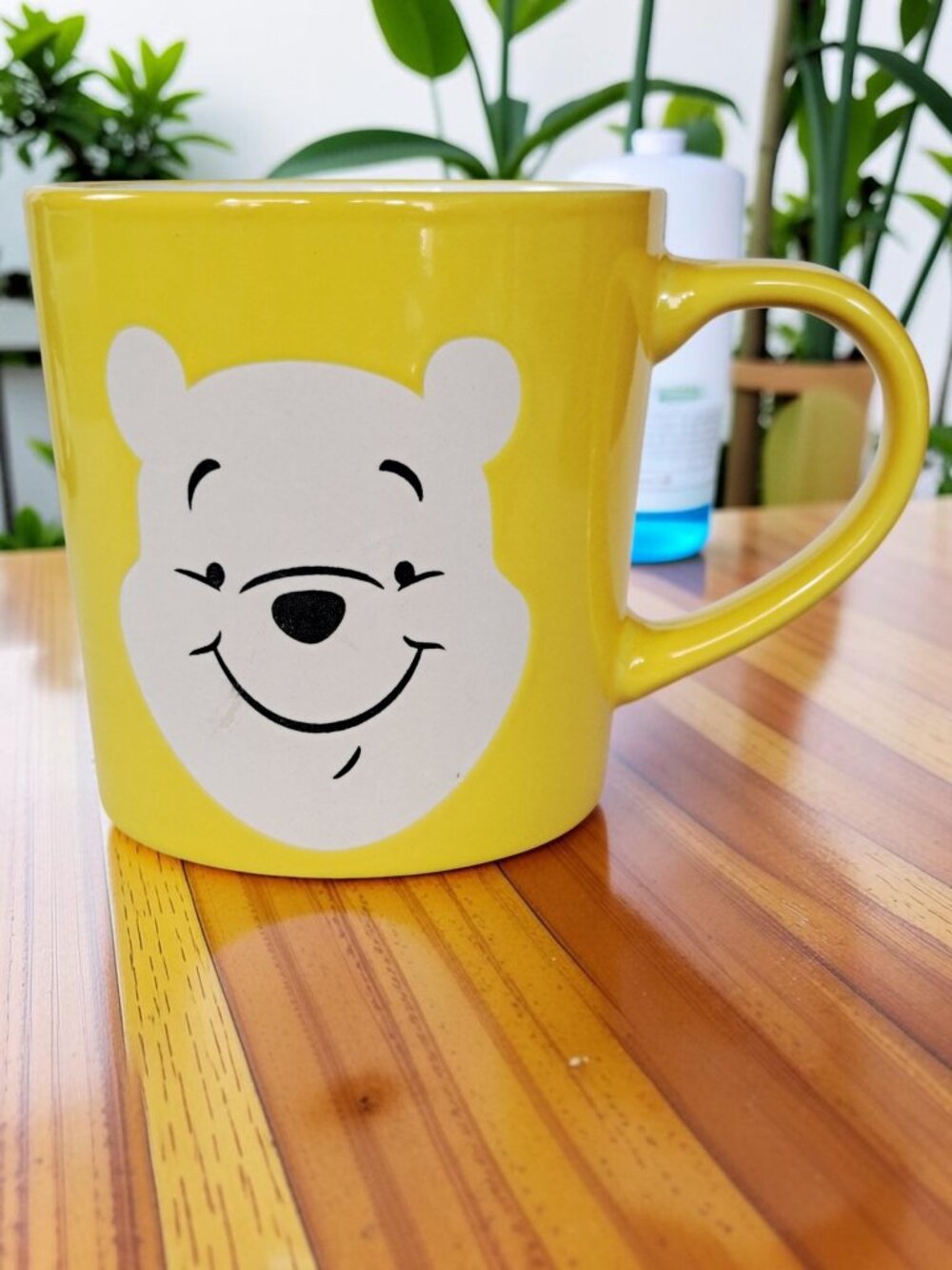 Disney Winnie the Pooh Zrike Mug Honeycomb Face